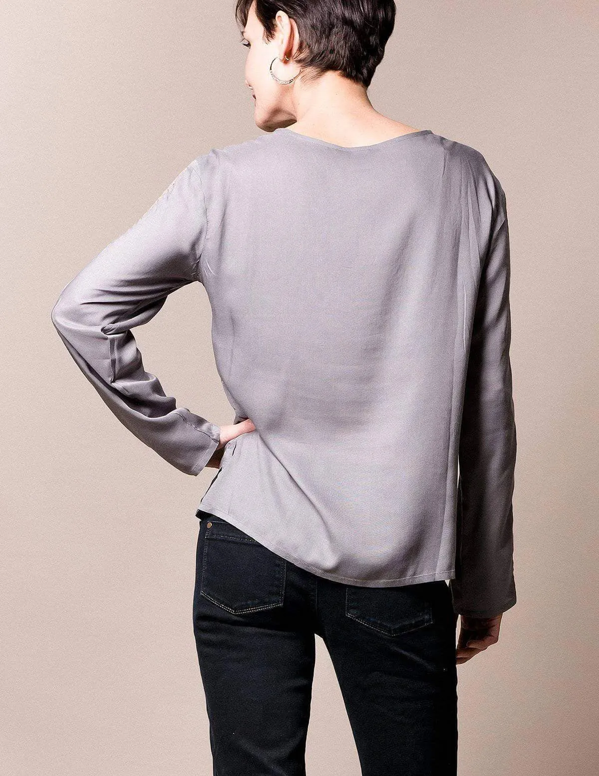 Rhianna Embroidered Top - Grey Dove