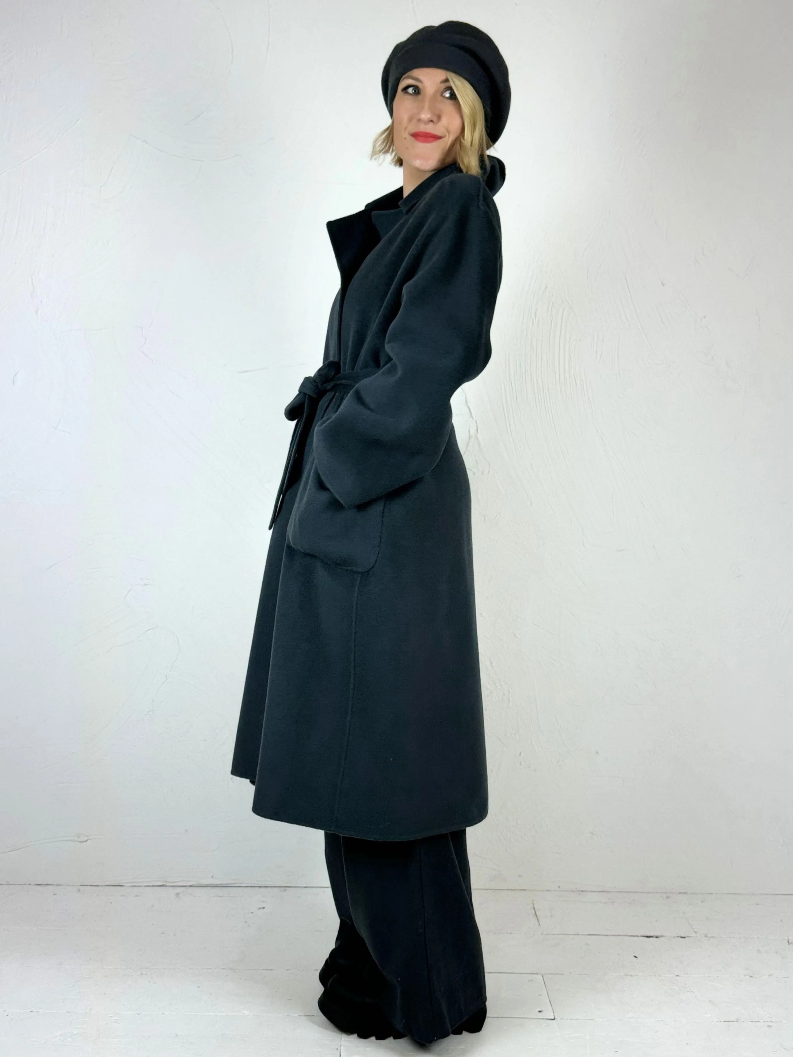 Susanne Bommer A Shape Coat